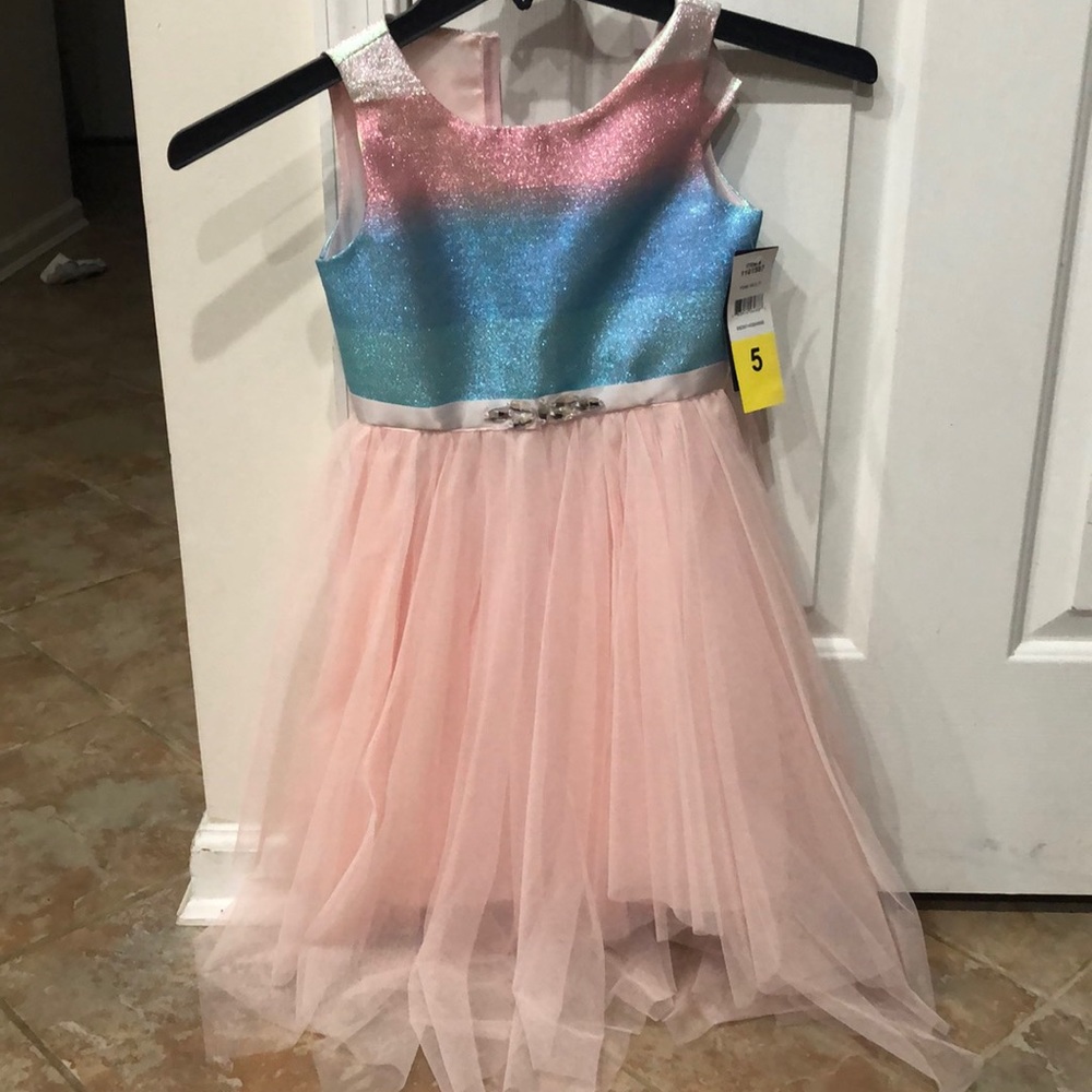 Girls size 5 dress